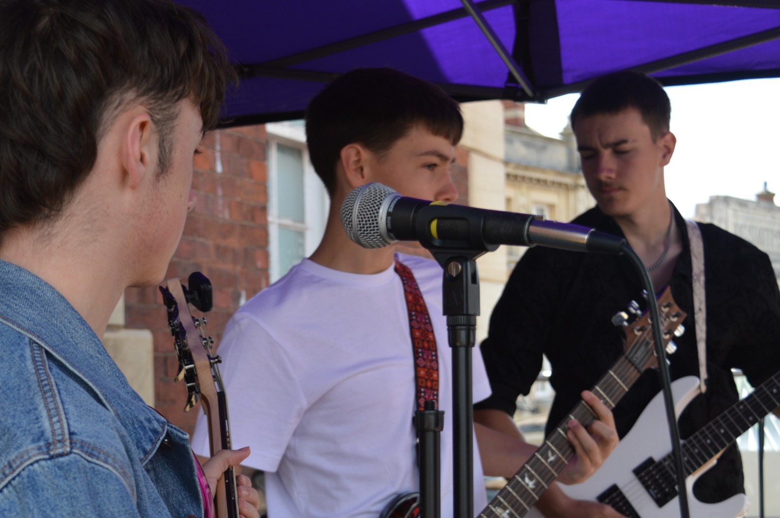 Nuneaton Teenage market - Etone College