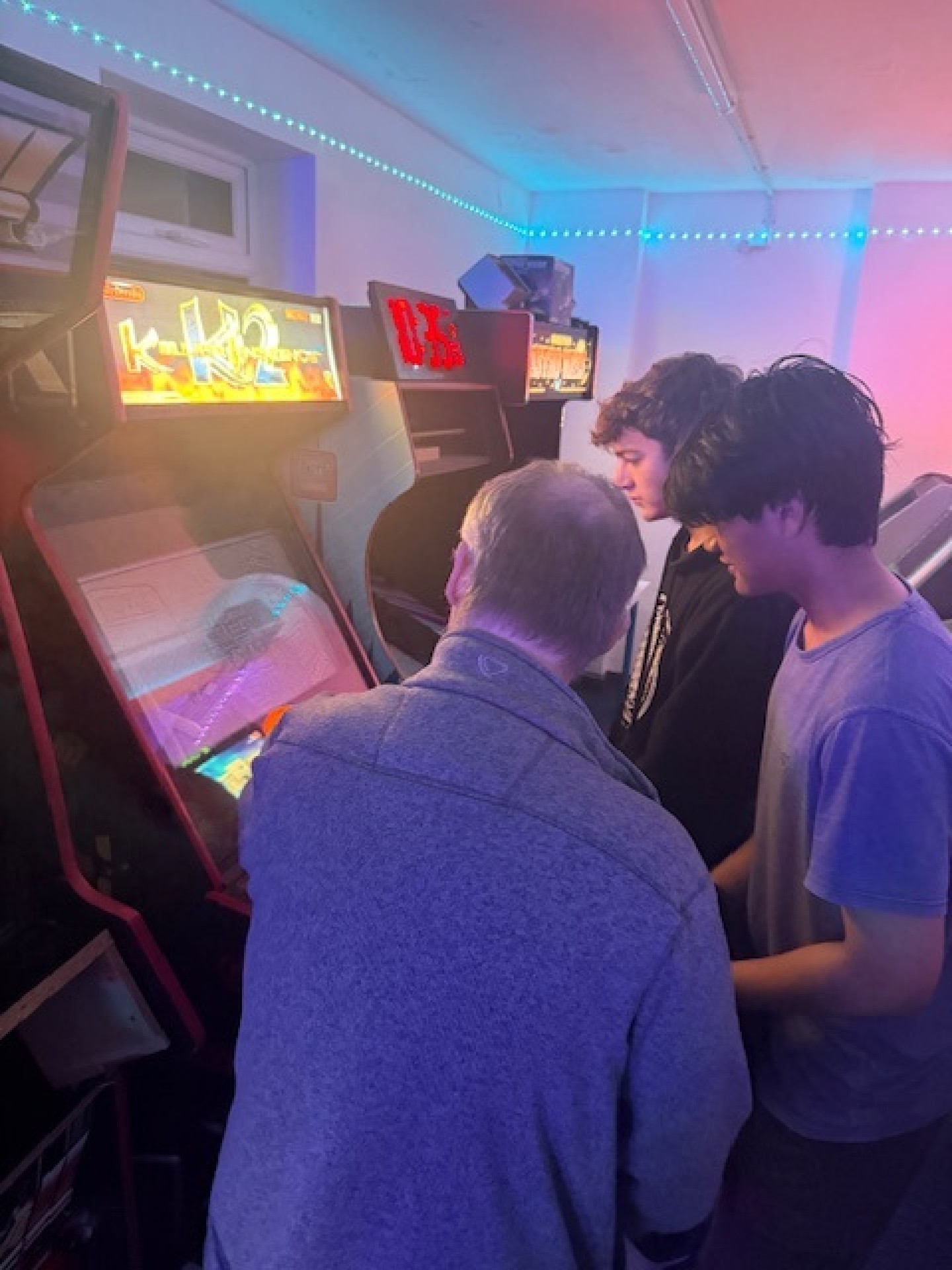 LsNhCeL64tW1lk518AZ-RHSfXQdKRsByeA