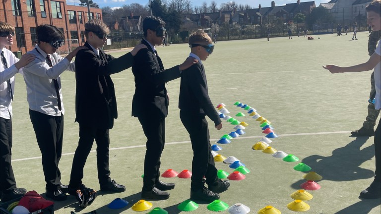 y_GAkNmkRAVwYYTdyc7-KyKofNDun1eHGQ (1)