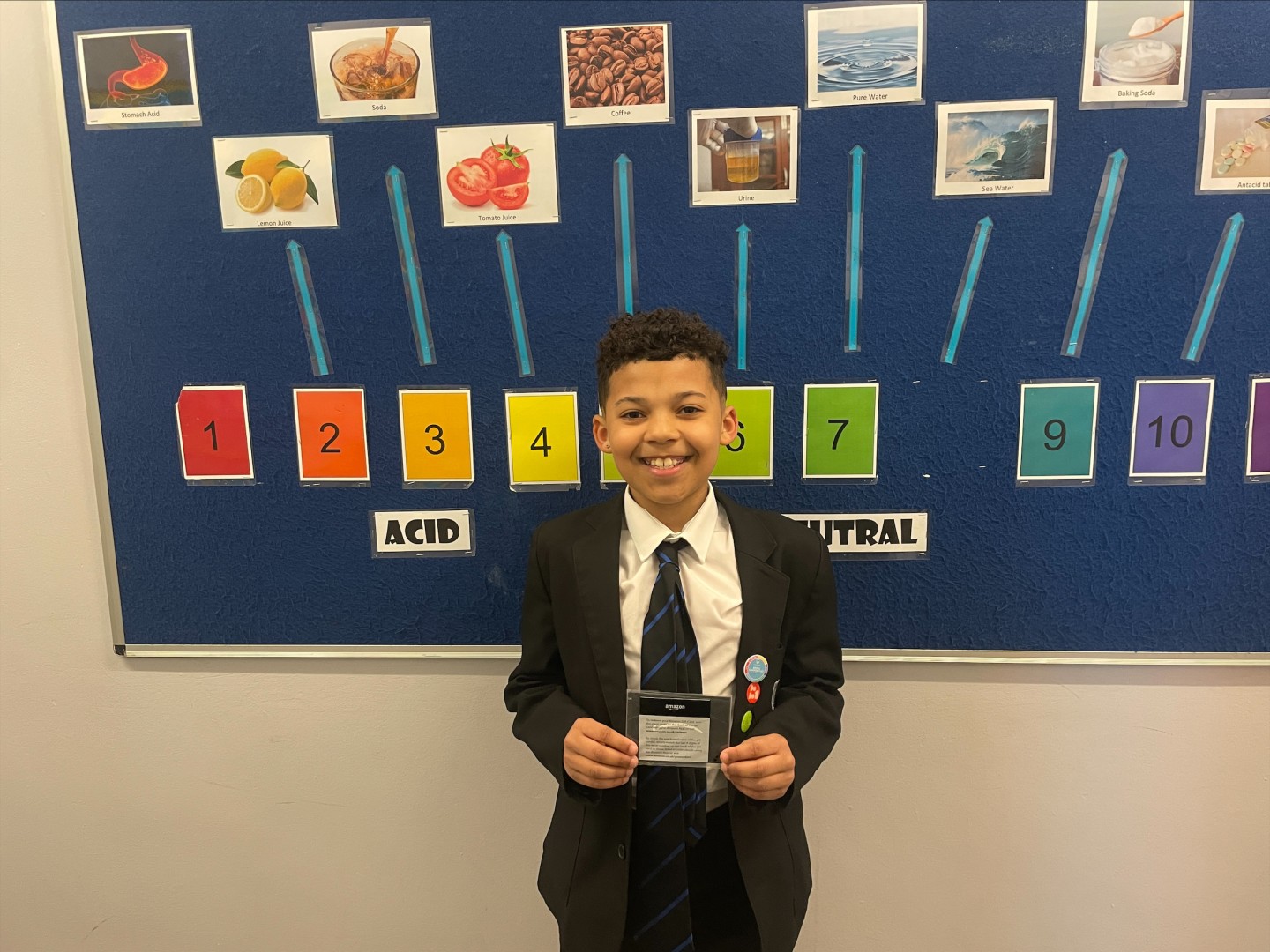 OUyVNKr8PfSdUfWBc-YRUfIdX-SDoXIa3w